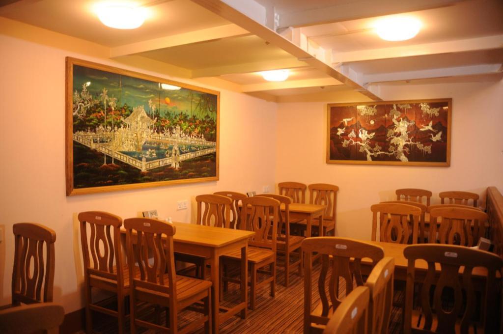 Yangon Urban Hotel Exterior foto