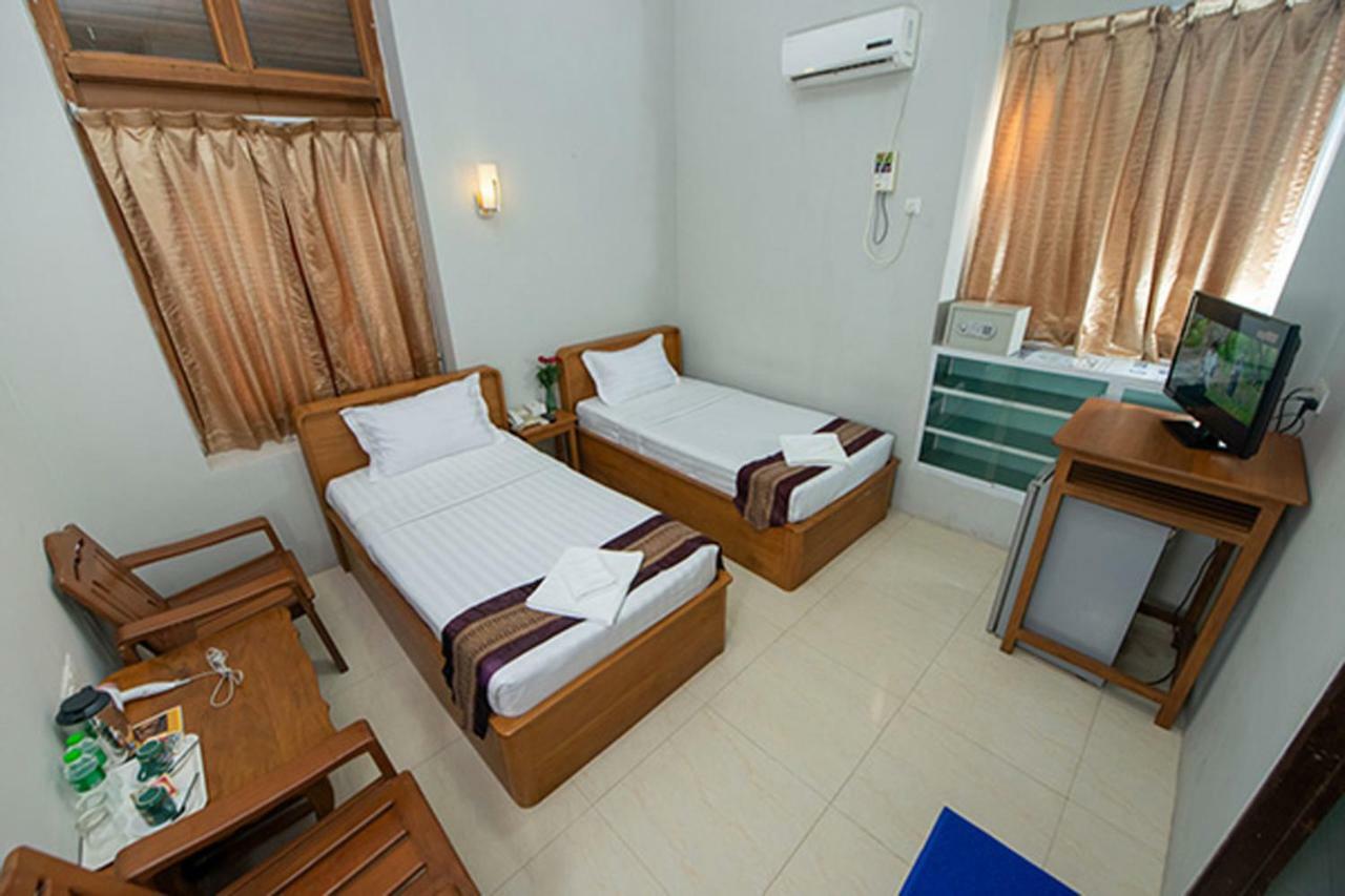 Yangon Urban Hotel Exterior foto